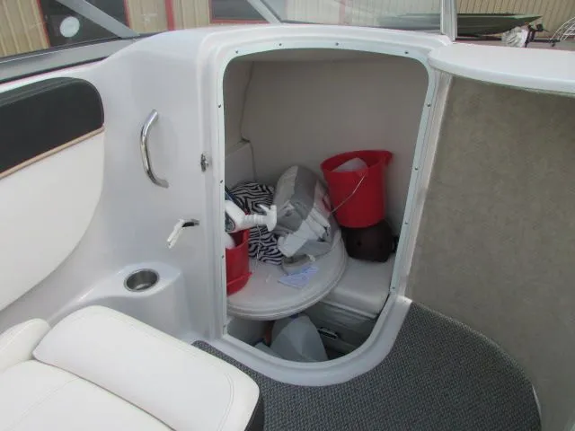 Slide: The Image of Four Winns 244 Funship 2014 - 11