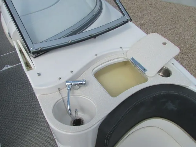 Slide: The Image of Four Winns 244 Funship 2014 - 6