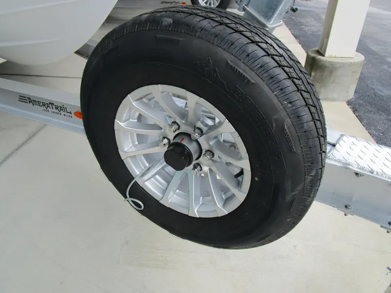 Slide: The Image of Sportsman Masters 267OE Bay Boat 2026 - 12