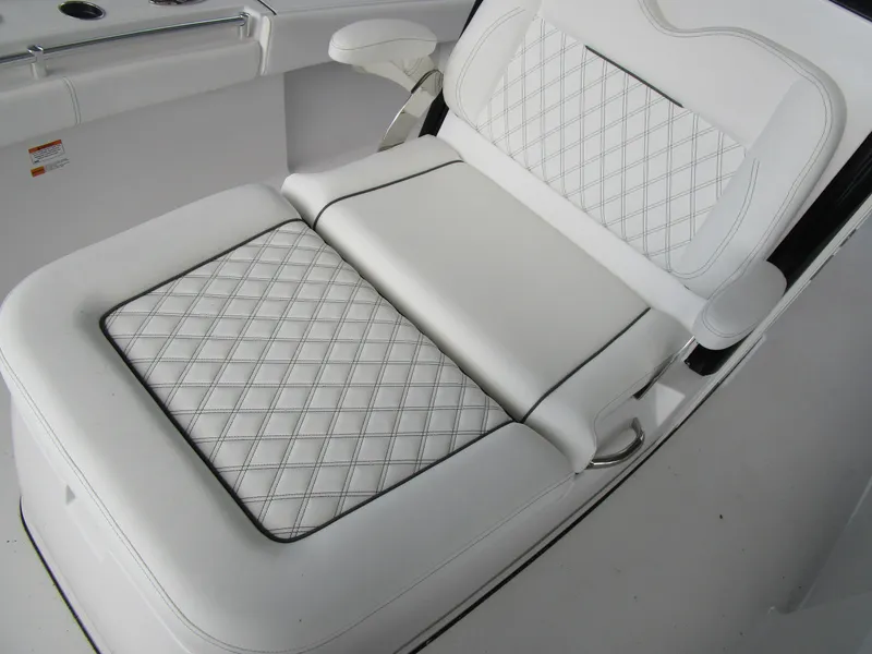 Slide: The Image of Sportsman Masters 267OE Bay Boat 2026 - 5