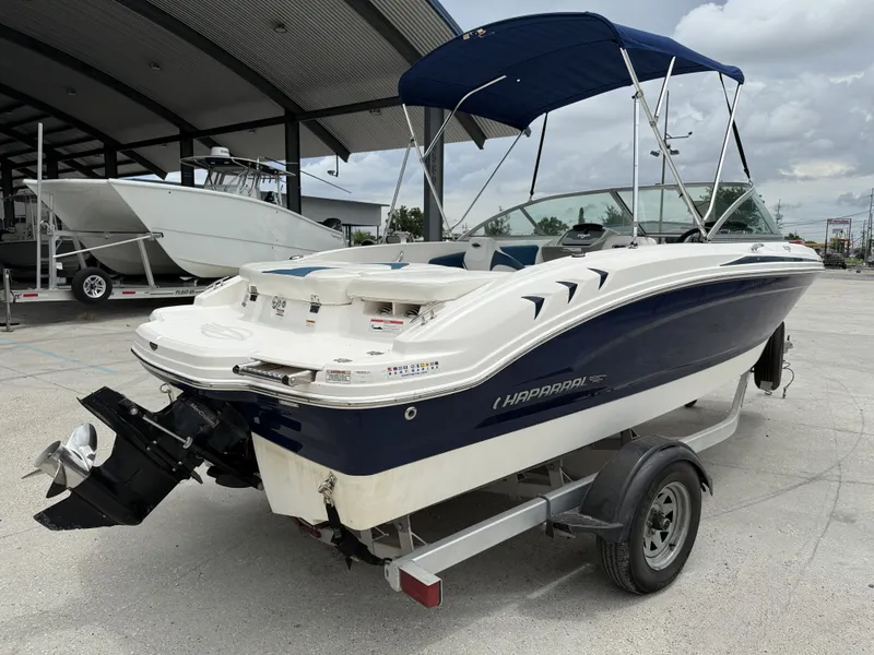 Slide: The Image of Chaparral 19 H2O Sport 2016 - 4