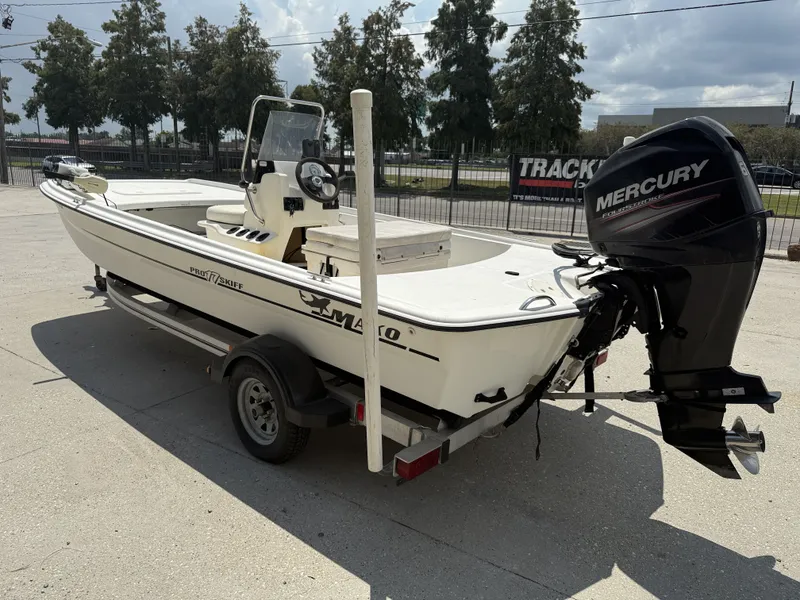 Slide: The Image of Mako Pro Skiff 17 CC 2013 - 3