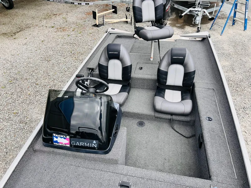 Slide: The Image of Crestliner 1700 Storm 2020 - 26