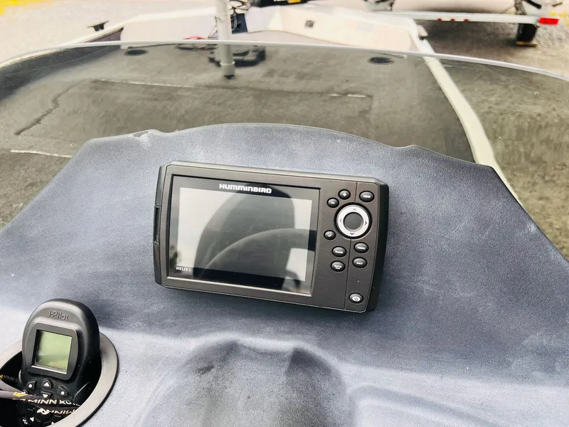 Slide: The Image of Crestliner 1700 Storm 2020 - 3