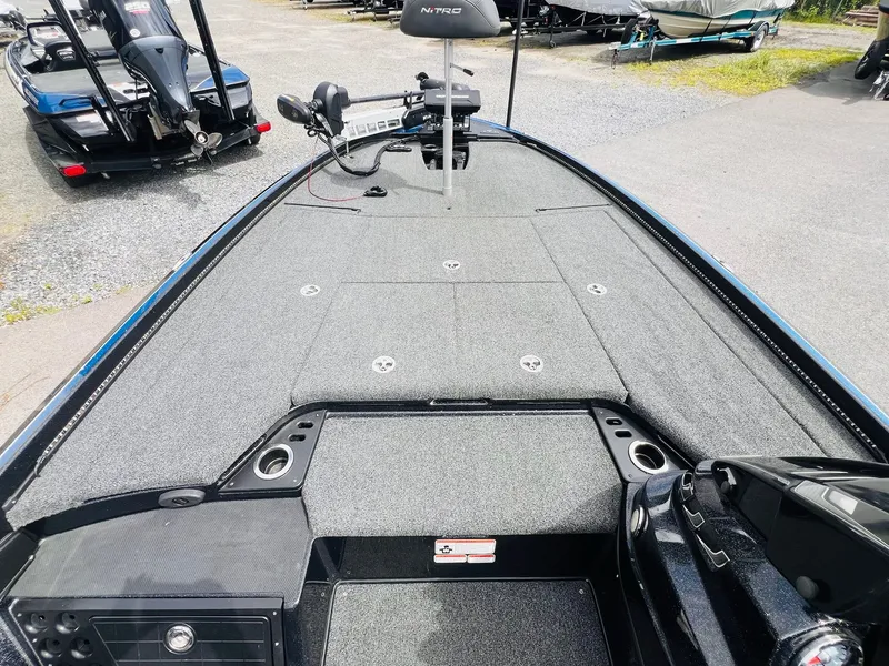 Slide: The Image of Nitro Z21 Pro 2020 - 46