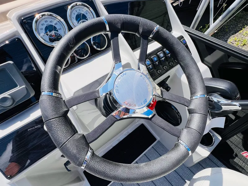 Slide: The Image of Sylvan Mirage 8520 CLZ DH 2026 - 33