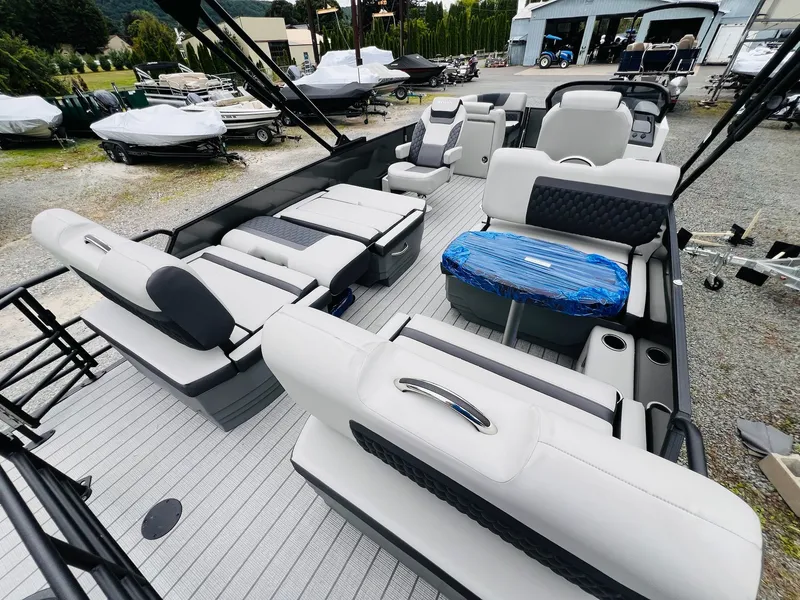 Slide: The Image of Sylvan L3 RLZ Tritoon 2026 - 13