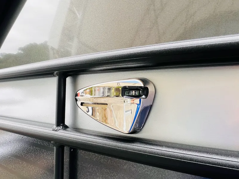 Slide: The Image of Sylvan L3 RLZ Tritoon 2026 - 24