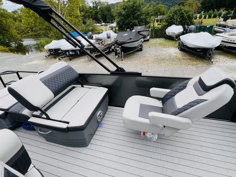 Slide: The Image of Sylvan L3 RLZ Tritoon 2026 - 27