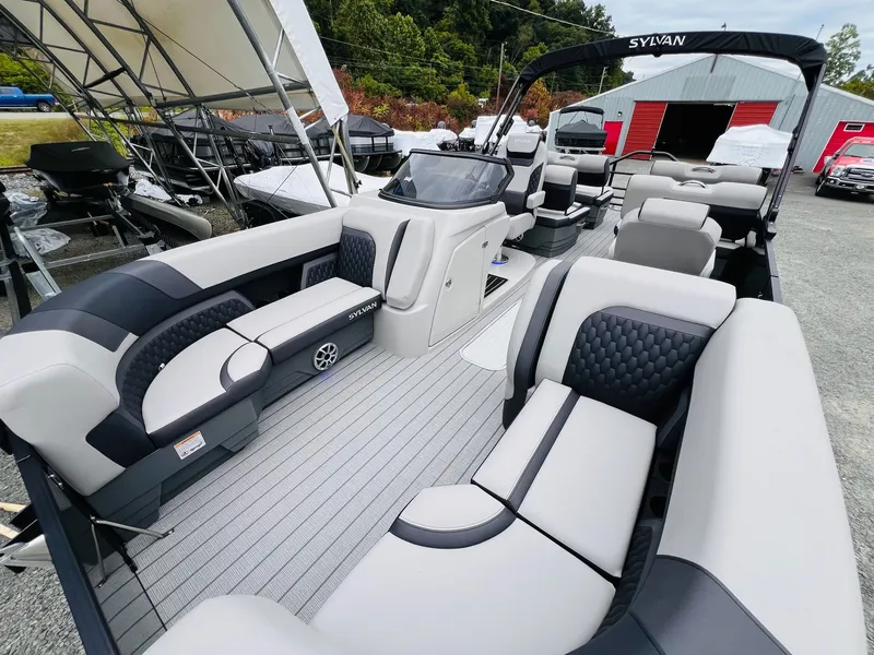 Slide: The Image of Sylvan L3 RLZ Tritoon 2026 - 28