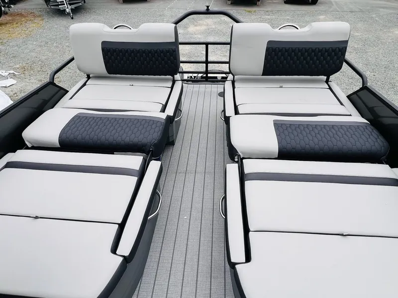 Slide: The Image of Sylvan L3 RLZ Tritoon 2026 - 5