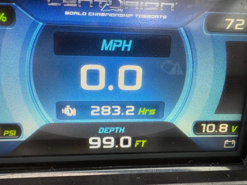 Slide: The Image of Centurion Avalanche C4 2013 - 9