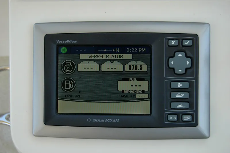 Slide: The Image of SmartCraft VesselView display on 2014 Back Cove 37, showing vessel status and fuel information. - 80