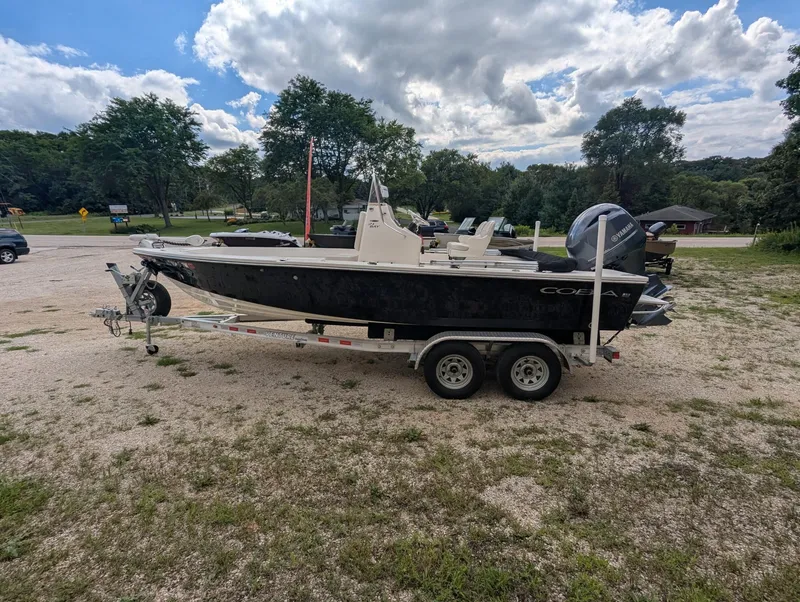 Slide: The Image of Cobia 21 Bay 2016 - 5