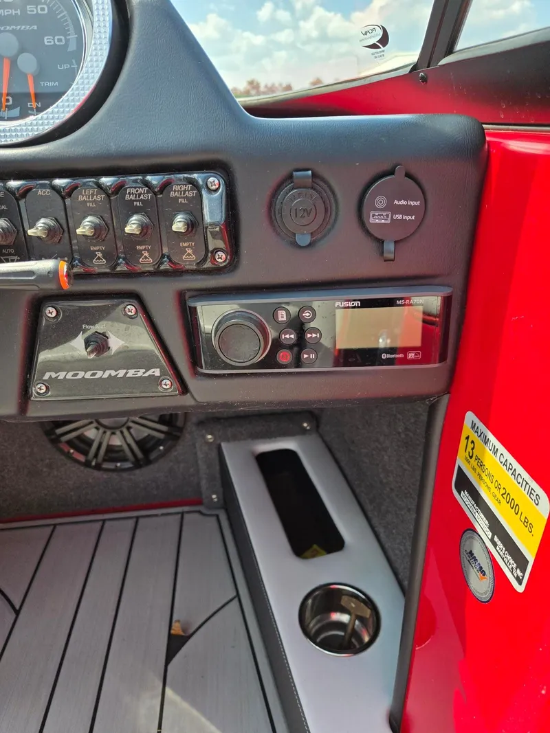 Slide: The Image of Moomba Mondo 2018 - 10