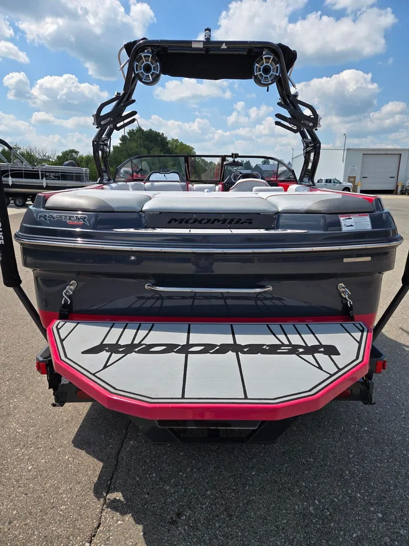 Slide: The Image of Moomba Mondo 2018 - 4