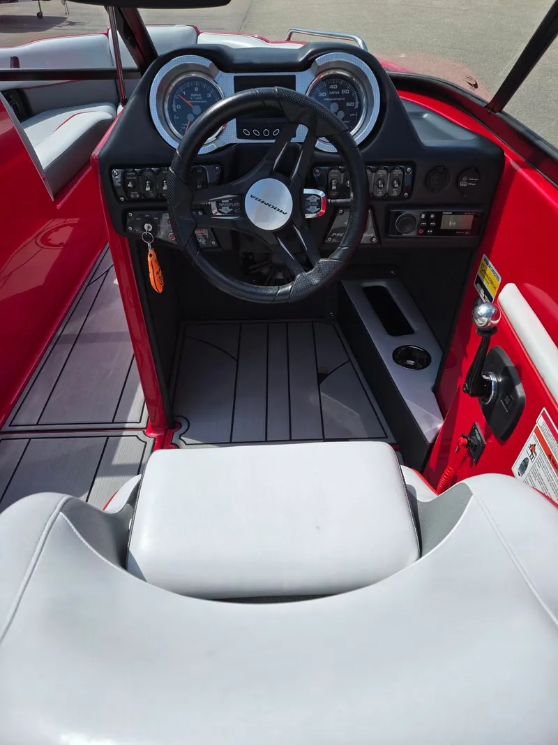 Slide: The Image of Moomba Mondo 2018 - 9