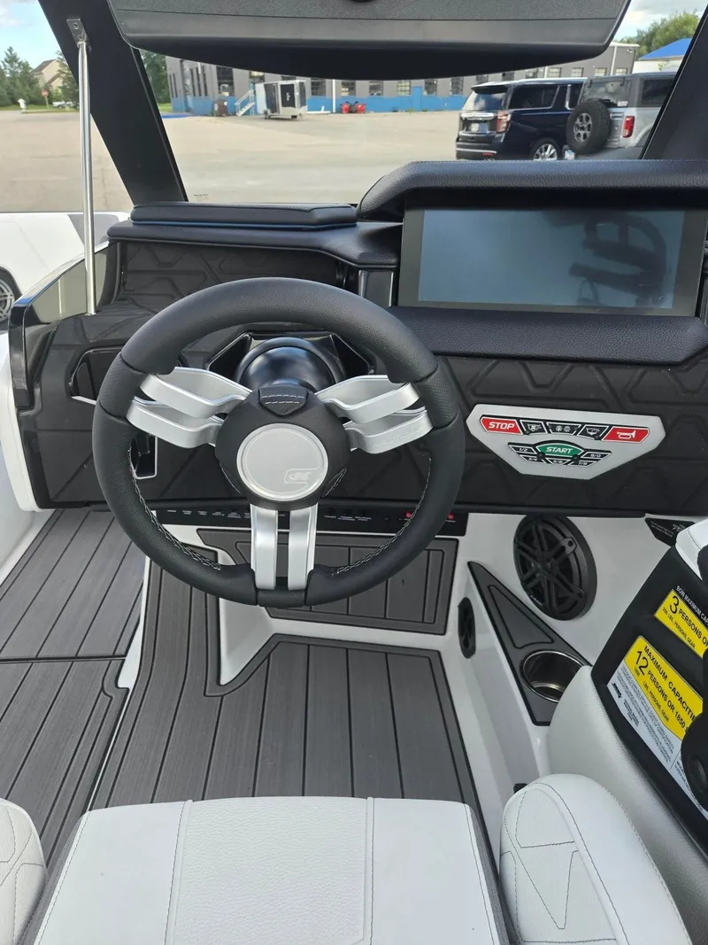 Slide: The Image of Nautique Super Air Nautique GS20 2026 - 14
