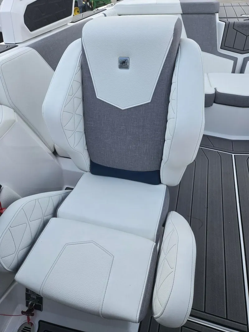 Slide: The Image of Nautique Super Air Nautique GS20 2026 - 21