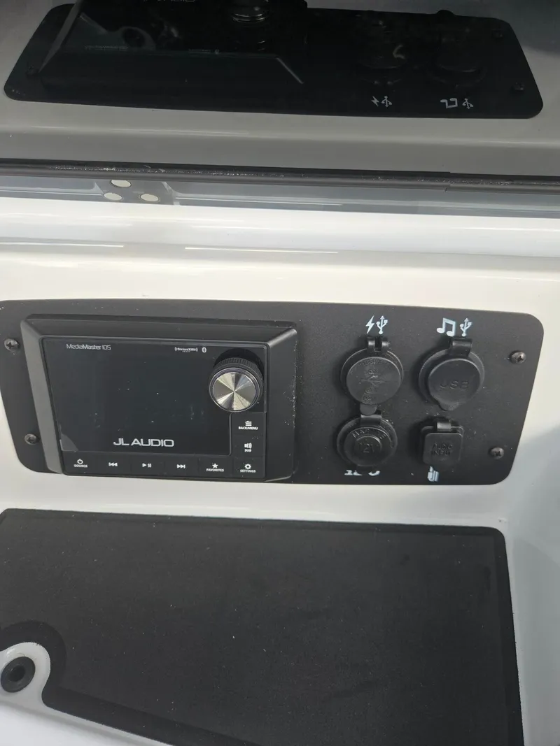 Slide: The Image of Nautique Super Air Nautique GS20 2026 - 22