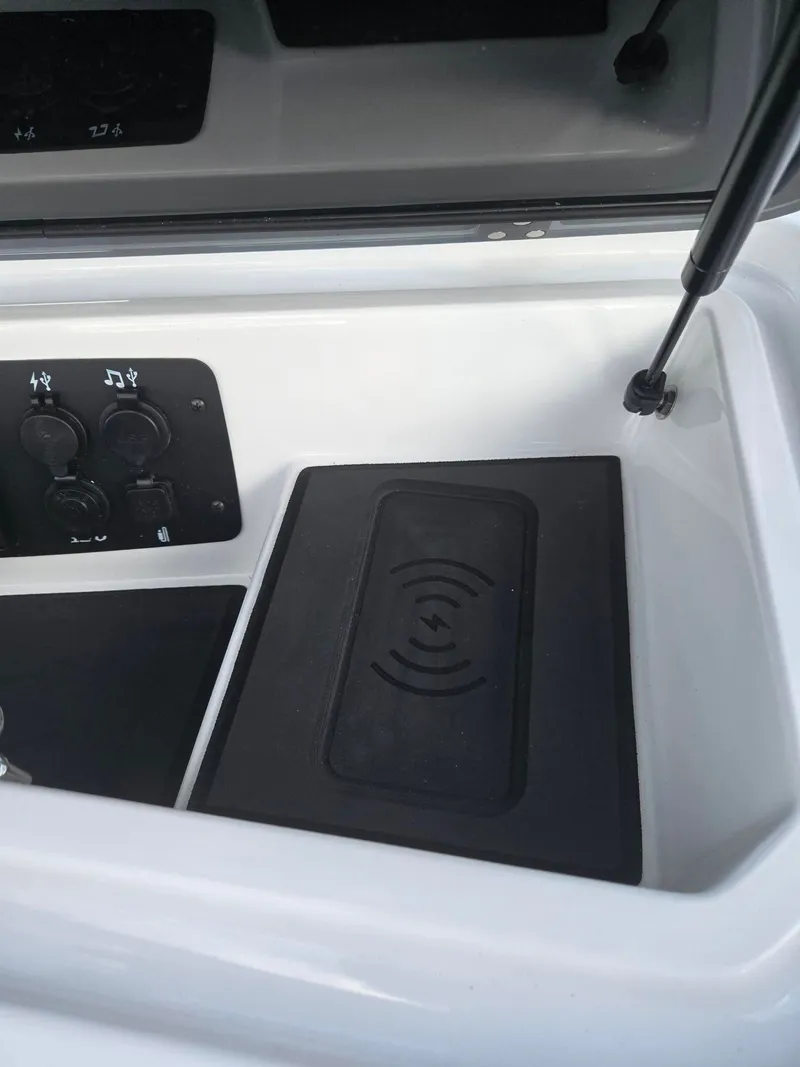 Slide: The Image of Nautique Super Air Nautique GS20 2026 - 23