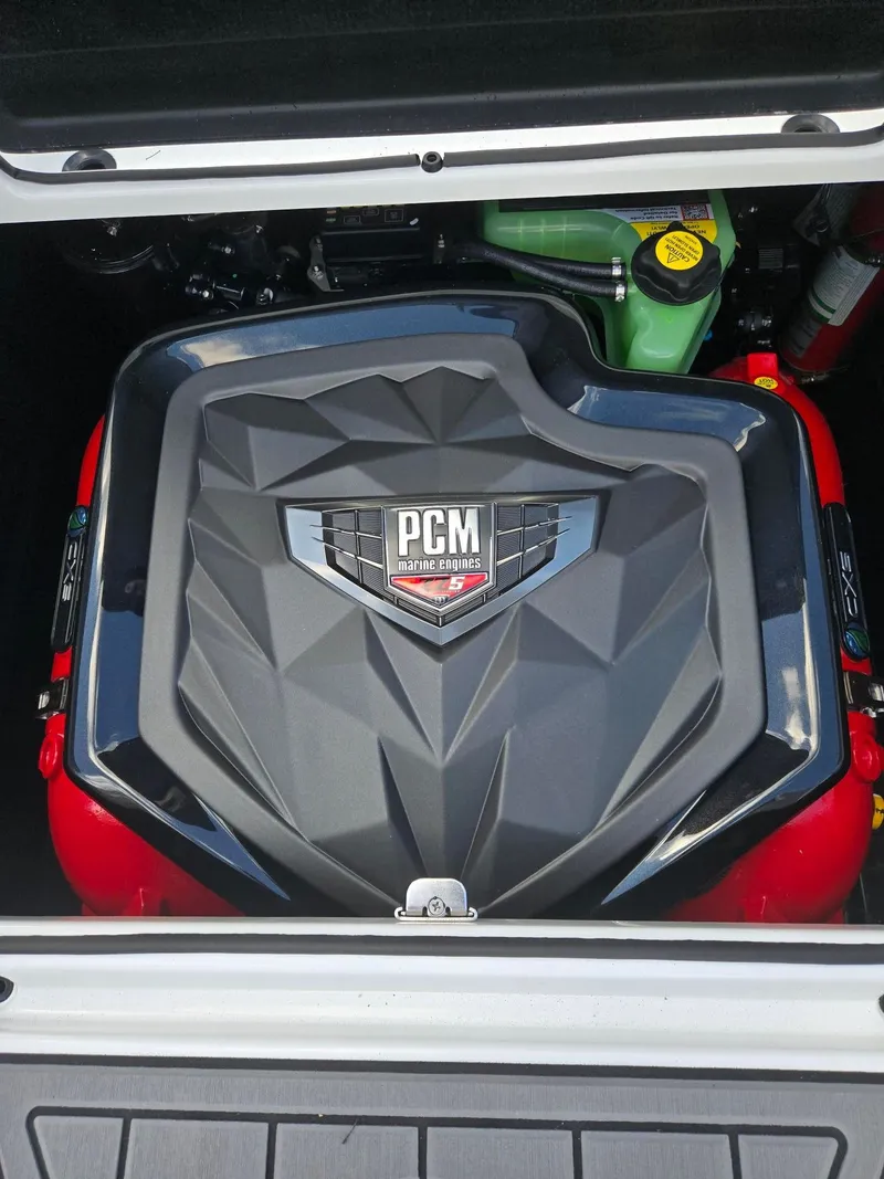 Slide: The Image of Nautique Super Air Nautique GS20 2026 - 24