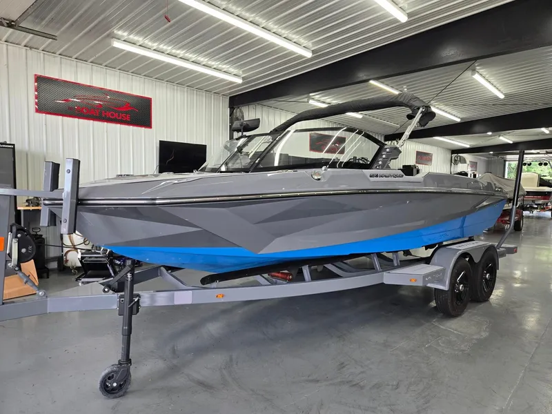 The Image of Nautique Ski 2023 - 1