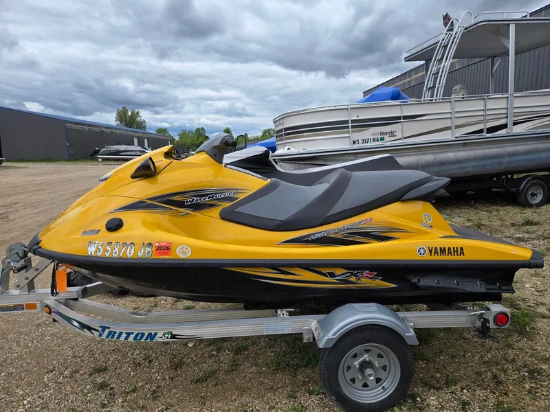 The Image of Yamaha VX1800 2013 - 1