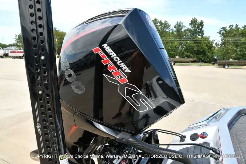 Slide: The Image of Ranger Z521R w/300HP Mercury Pro-XS 2024 - 20