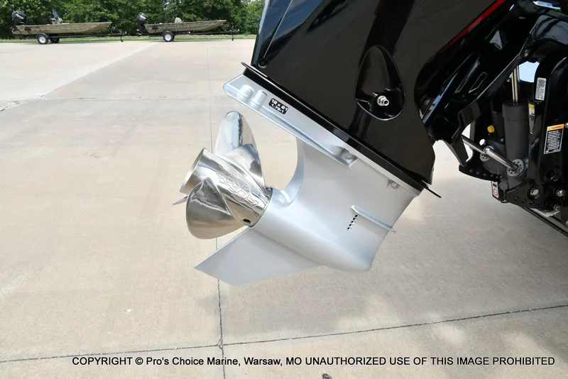 Slide: The Image of Ranger Z521R w/300HP Mercury Pro-XS 2024 - 21