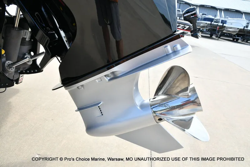 Slide: The Image of Ranger Z521R w/300HP Mercury Pro-XS 2024 - 22