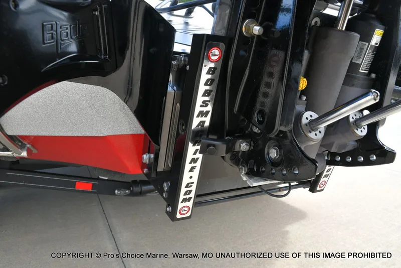 Slide: The Image of Ranger Z521R w/300HP Mercury Pro-XS 2024 - 23