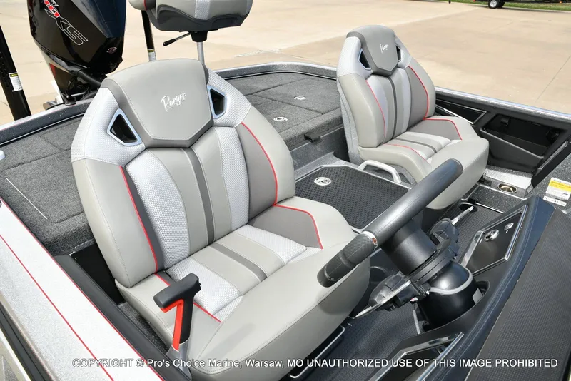 Slide: The Image of Ranger Z521R w/300HP Mercury Pro-XS 2024 - 36