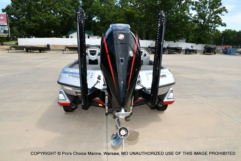 Slide: The Image of Ranger Z521R w/300HP Mercury Pro-XS 2024 - 4