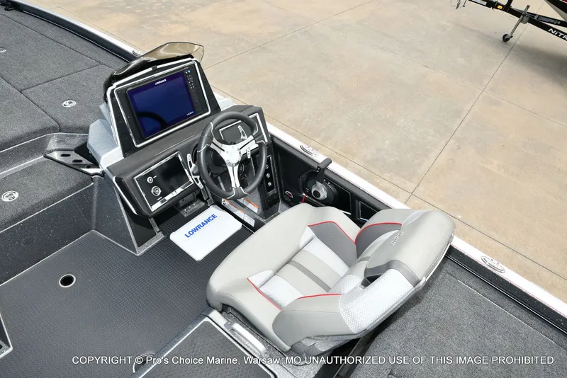 Slide: The Image of Ranger Z521R w/300HP Mercury Pro-XS 2024 - 43