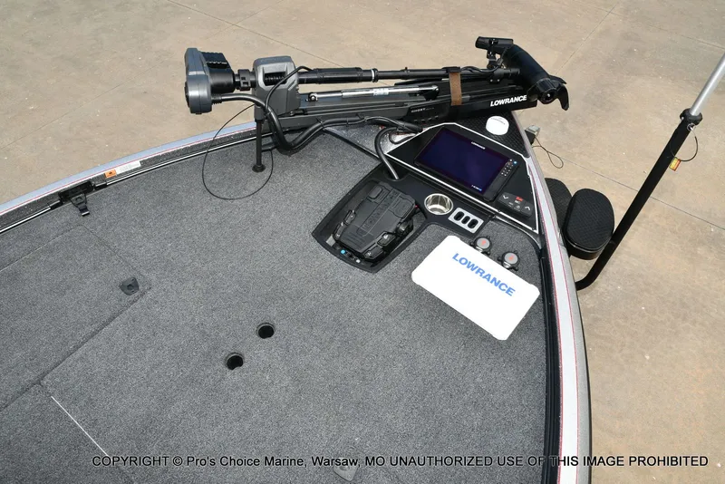 Slide: The Image of Ranger Z521R w/300HP Mercury Pro-XS 2024 - 49