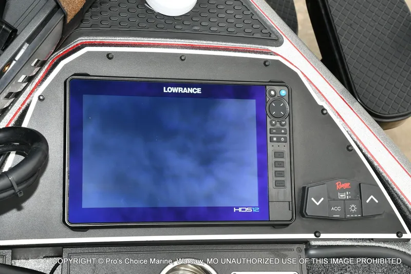 Slide: The Image of Ranger Z521R w/300HP Mercury Pro-XS 2024 - 50