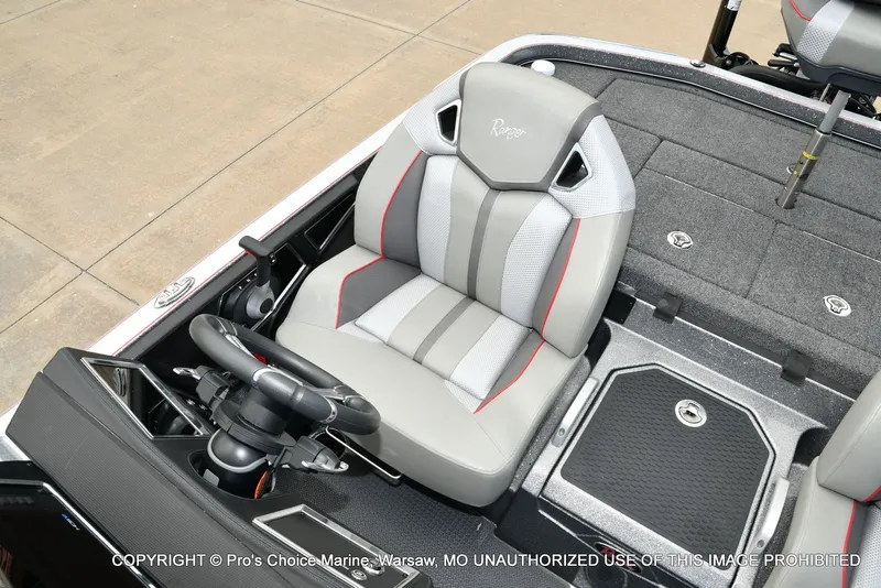 Slide: The Image of Ranger Z521R w/300HP Mercury Pro-XS 2024 - 54