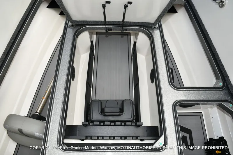 Slide: The Image of Ranger Z521R w/300HP Mercury Pro-XS 2024 - 59