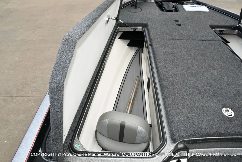 Slide: The Image of Ranger Z521R w/300HP Mercury Pro-XS 2024 - 62