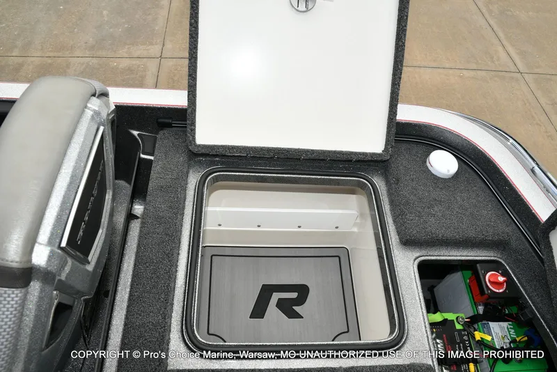 Slide: The Image of Ranger Z521R w/300HP Mercury Pro-XS 2024 - 69