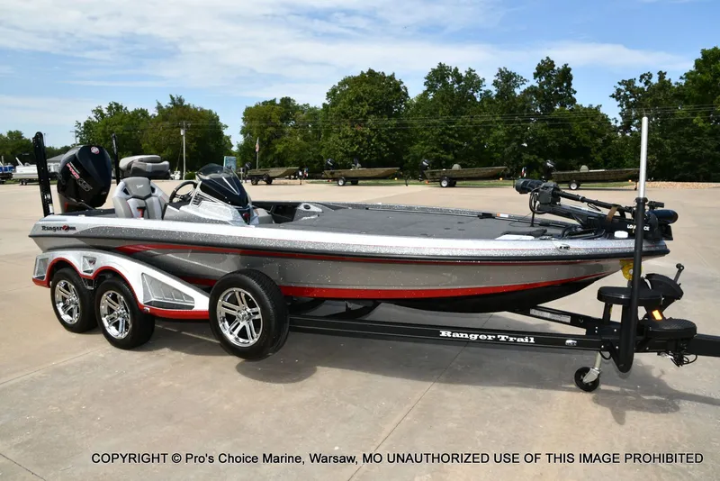 Slide: The Image of Ranger Z521R w/300HP Mercury Pro-XS 2024 - 85