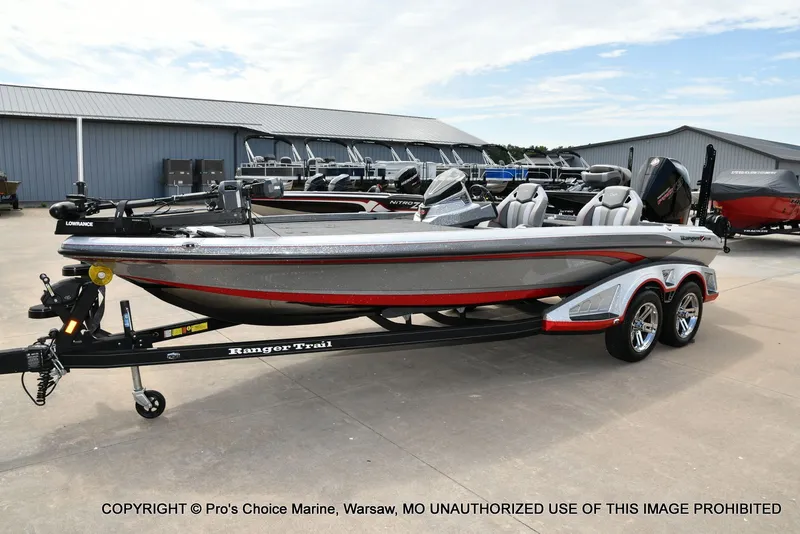 Slide: The Image of Ranger Z521R w/300HP Mercury Pro-XS 2024 - 88
