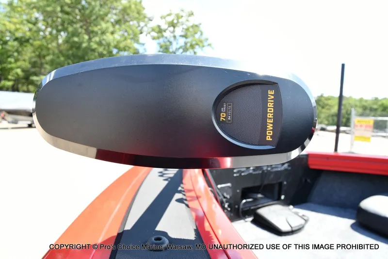 Slide: The Image of Tracker TARGA V-18 Combo w/200HP Pro-XS 2026 - 23