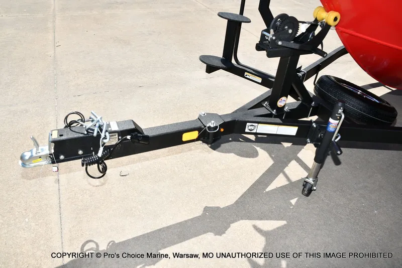 Slide: The Image of Tracker TARGA V-18 Combo w/200HP Pro-XS 2026 - 26