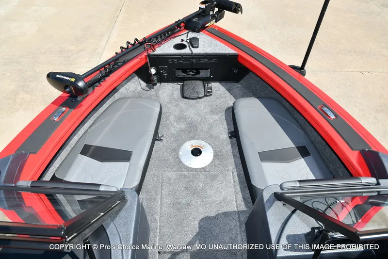 Slide: The Image of Tracker TARGA V-18 Combo w/200HP Pro-XS 2026 - 48