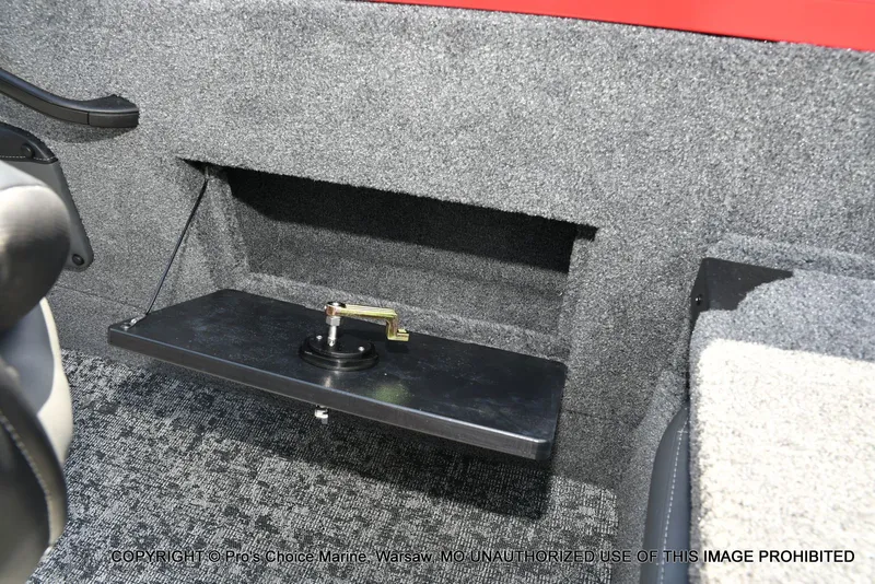 Slide: The Image of Tracker TARGA V-18 Combo w/200HP Pro-XS 2026 - 75