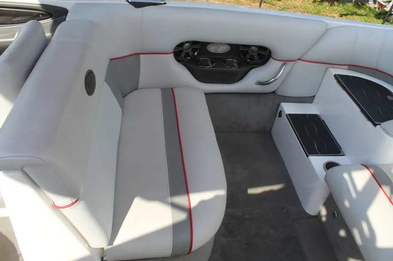 Slide: The Image of Supra Sunsport 24 V 2006 - 14