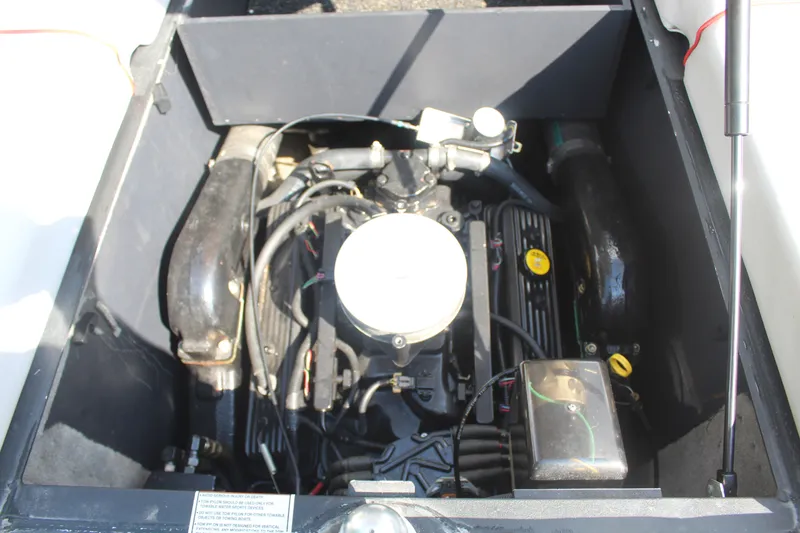 Slide: The Image of Supra Sunsport 24 V 2006 - 18