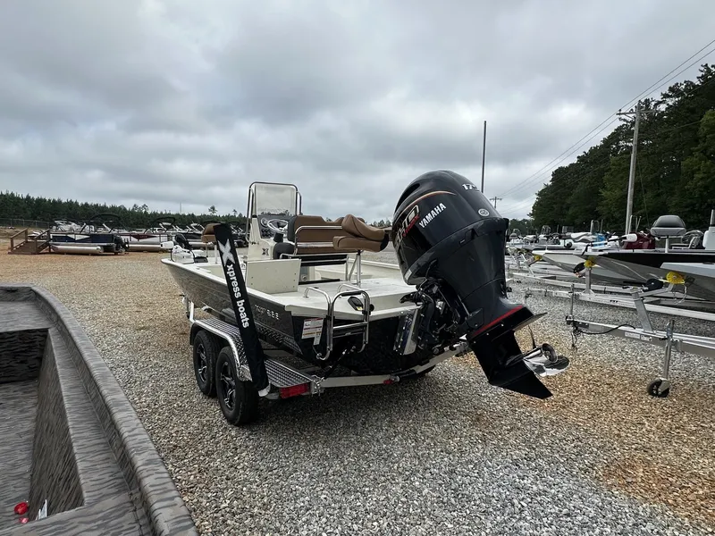 Slide: The Image of Xpress H22B Bay 2026 - 12